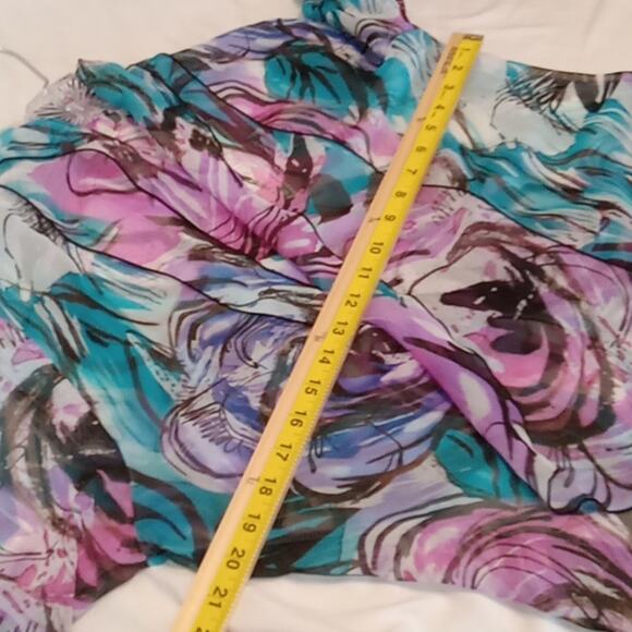 NWT Nicola Art to Wear Shrug. Size Medium. - Picture 5 of 7